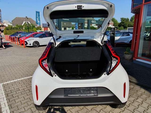 Toyota Aygo X Play